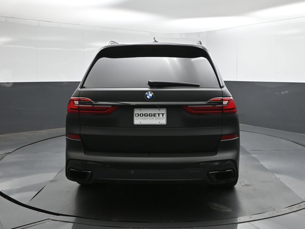 Used 2021 BMW X7 xDrive40i w/ M Sport Package AWD/4WD image 5