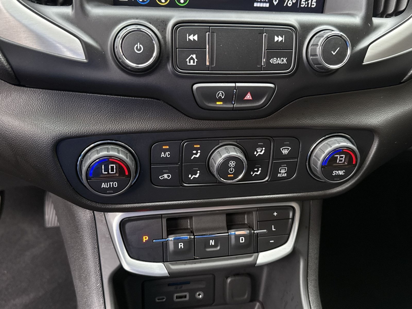 Certified 2022 GMC Terrain SLT w/ Tech Package AWD/4WD image 21