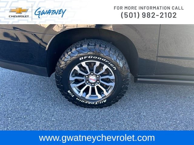 Used 2022 GMC Yukon XL AT4 w/ Max Trailering Package image 11