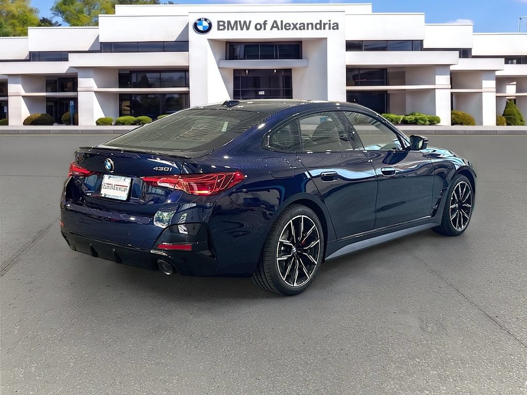 New 2026 BMW 430i xDrive w/ M Sport Package AWD/4WD image 7