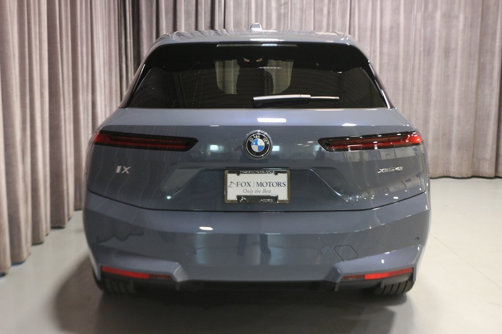 New 2026 BMW iX xDrive45 image 3