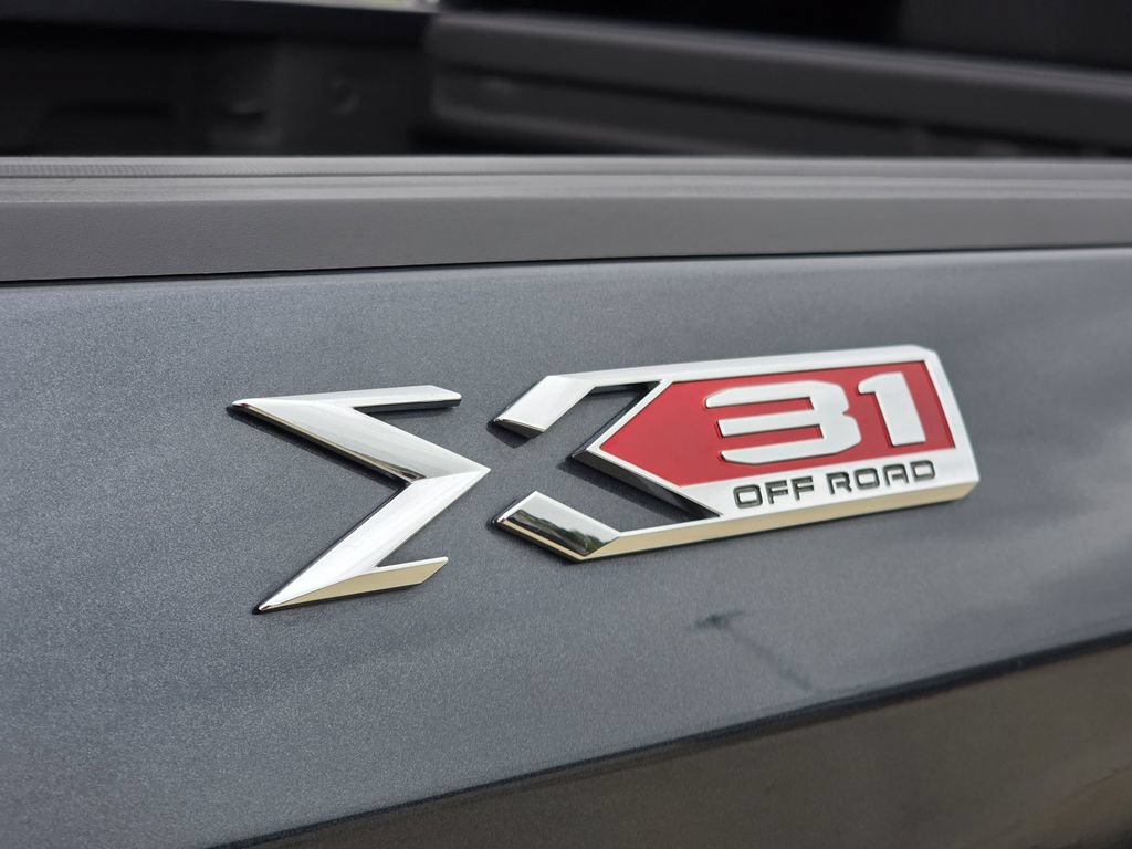 Used 2020 GMC Sierra 1500 SLT w/ SLT Premium Plus Package AWD/4WD image 34