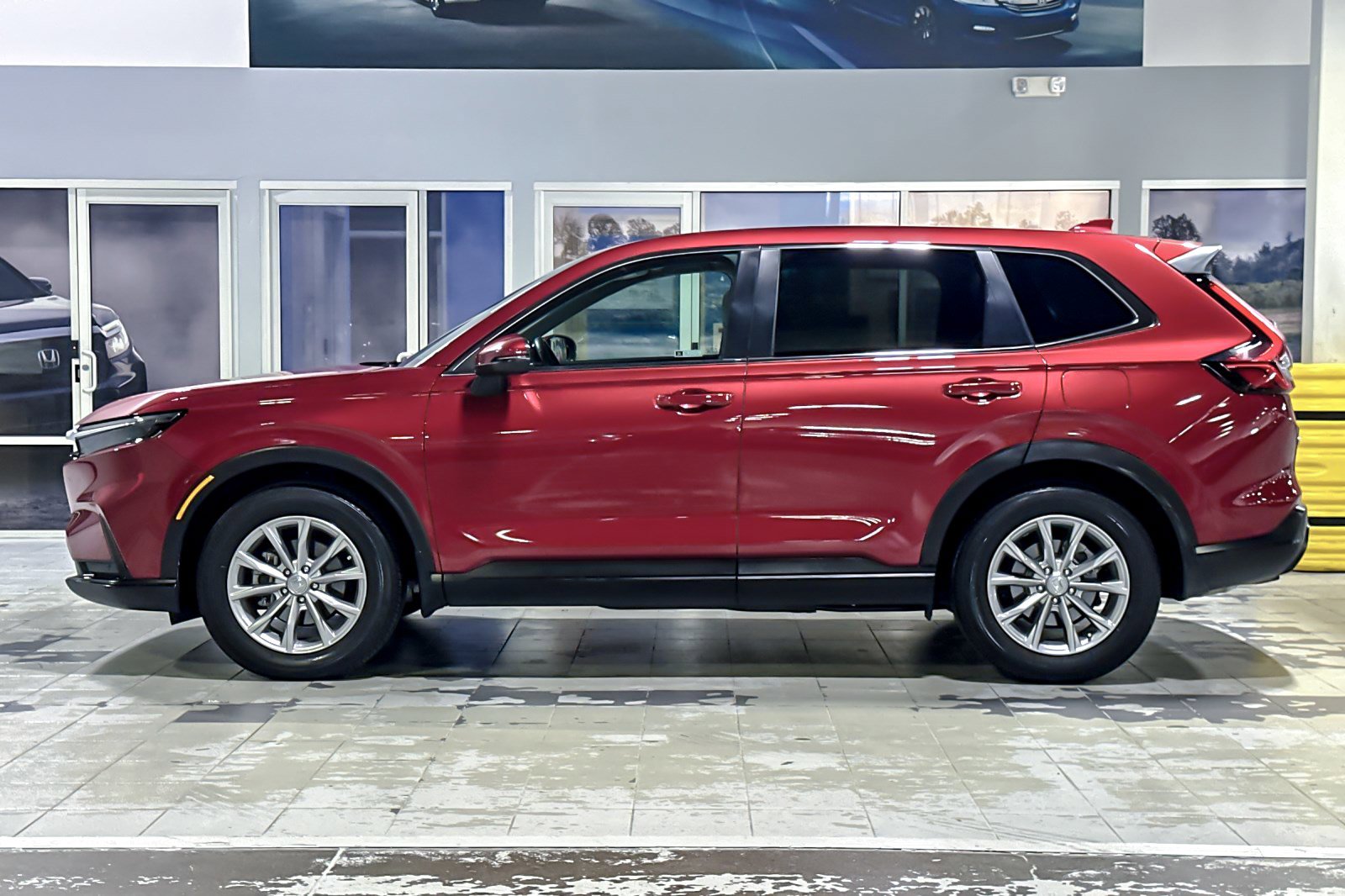 Used 2023 Honda CR-V EX-L image 2