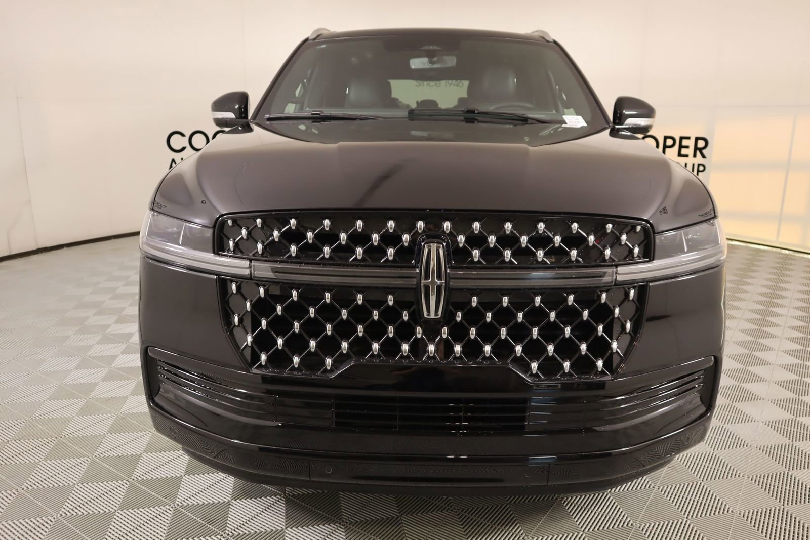 New 2026 Lincoln Navigator L Black Label AWD/4WD image 9