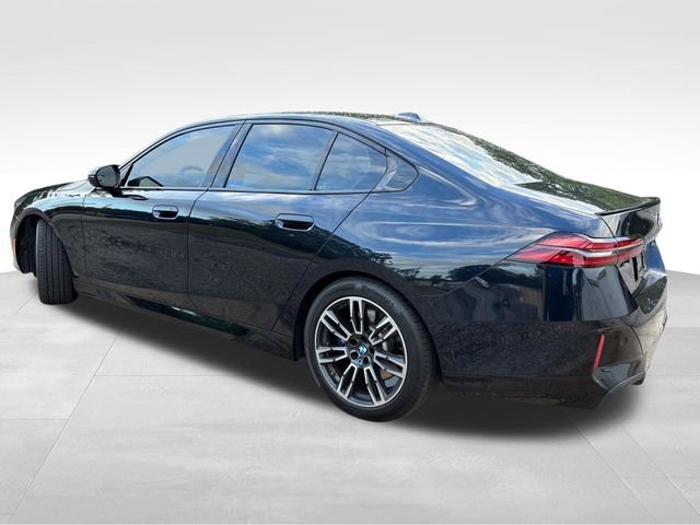 Used 2024 BMW 530i w/ M Sport Package RWD image 7