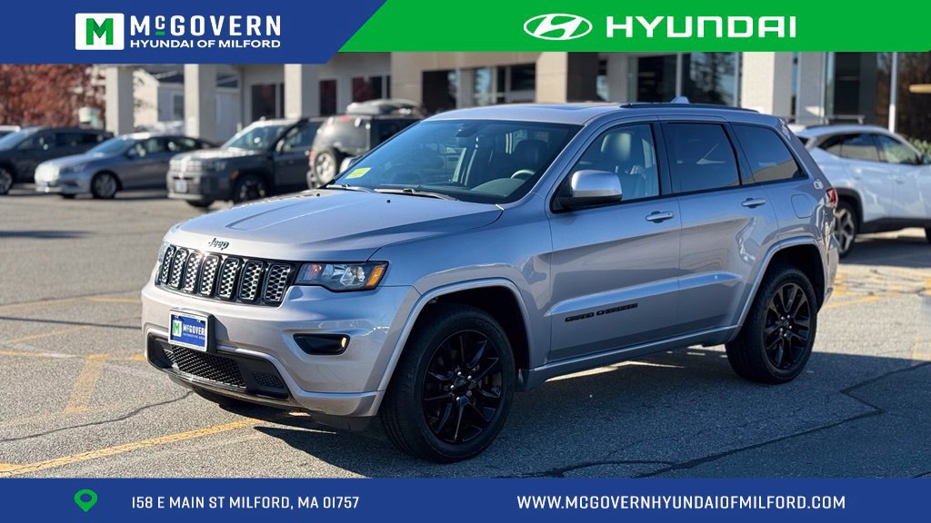 Used 2019 Jeep Grand Cherokee Altitude AWD/4WD image 1