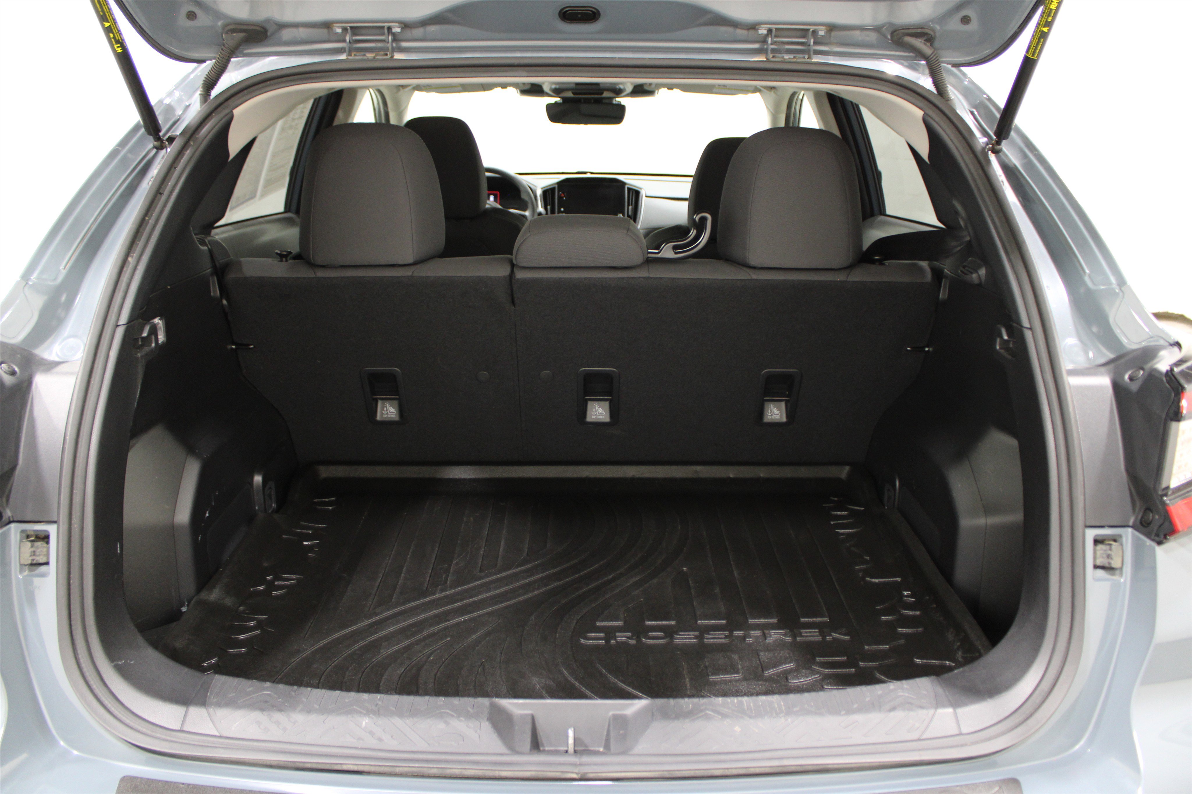 Used 2025 Subaru Crosstrek 2.0i Premium image 25