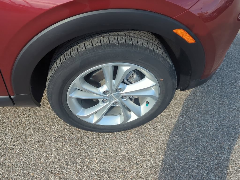 Used 2023 Buick Encore GX Preferred w/ Cold Weather Comfort Package FWD image 8