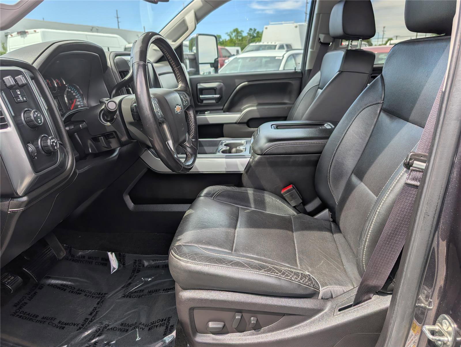 Used 2016 Chevrolet Silverado 2500 LTZ w/ LTZ Plus Package AWD/4WD image 15