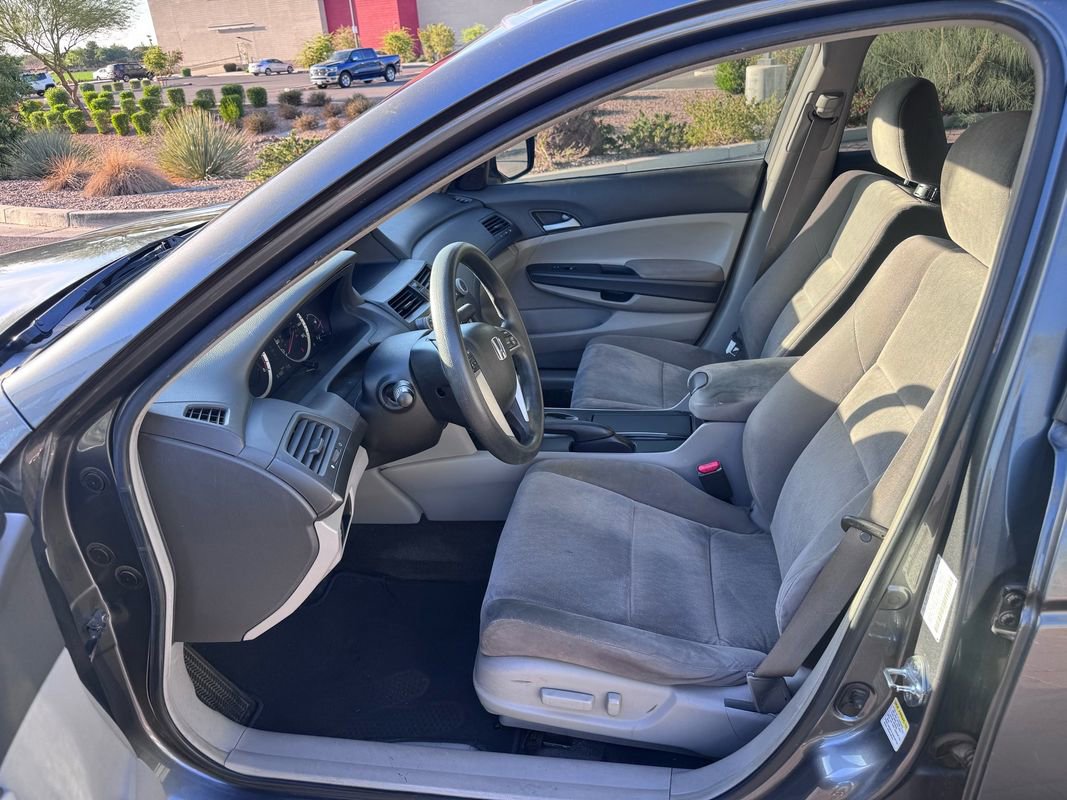 Used 2009 Honda Accord LX-P image 8