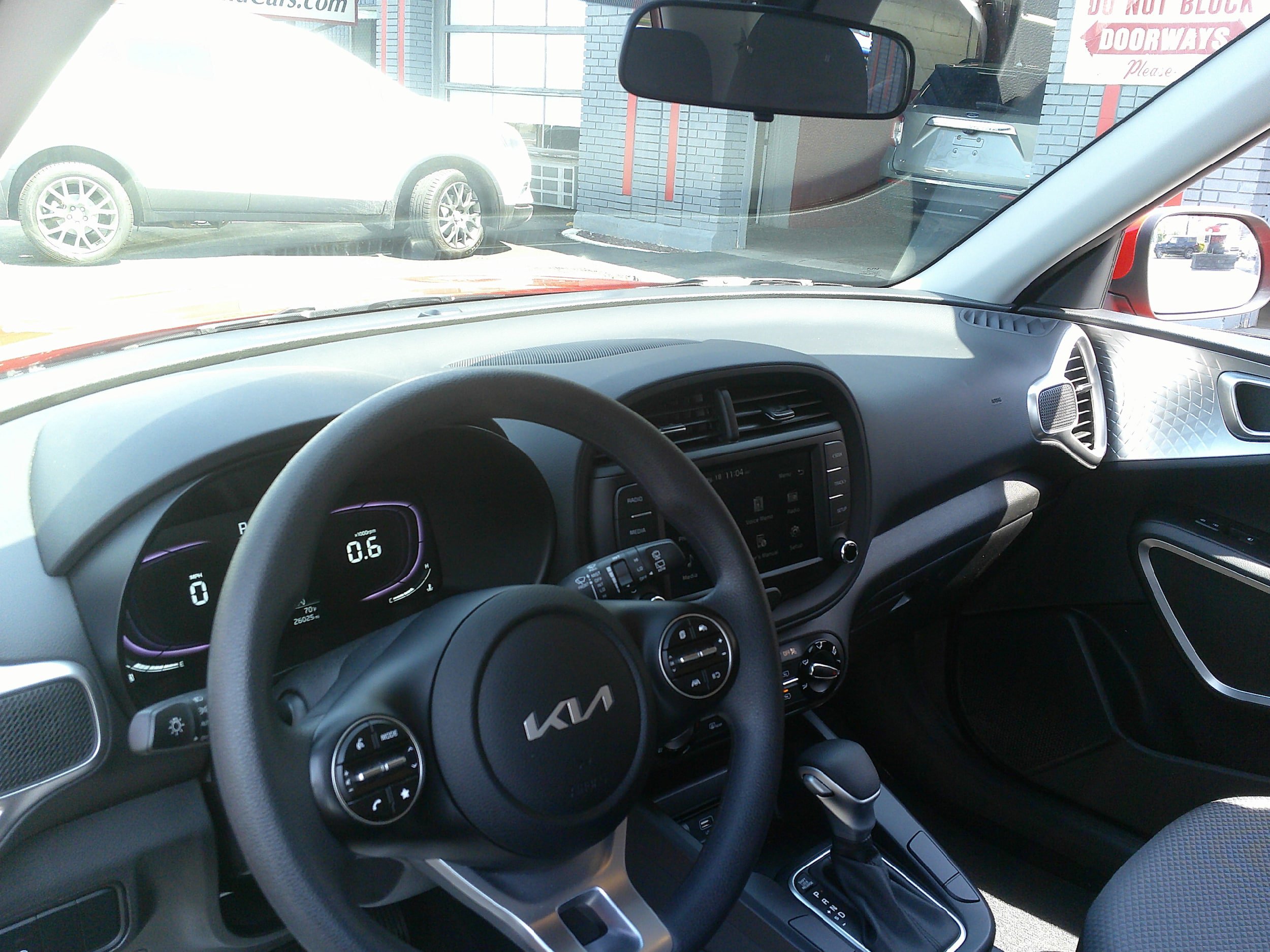 Used 2023 Kia Soul LX FWD image 20