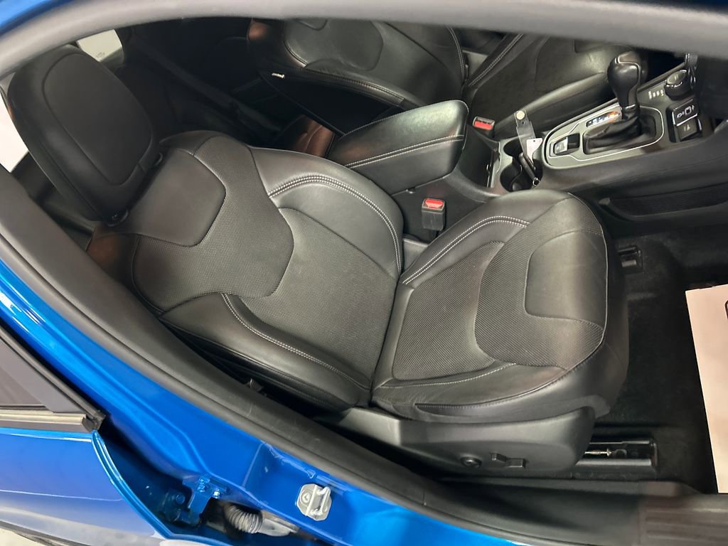 Used 2021 Jeep Cherokee Latitude Lux 80th Anniv w/ Quick Order Package 26U 80TH image 26