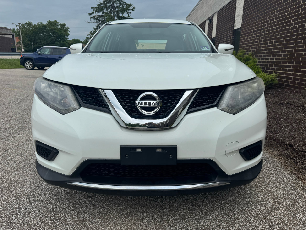 Used 2015 Nissan Rogue S image 8