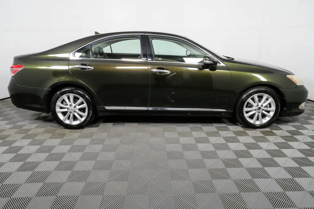 Used 2010 Lexus ES 350 image 2