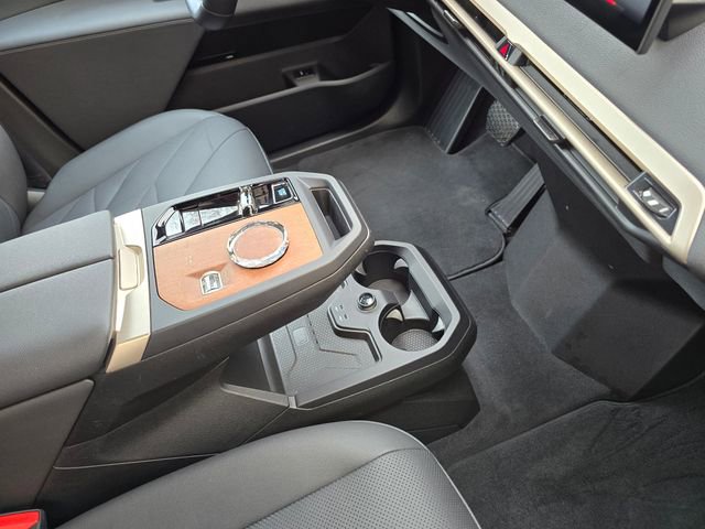 Used 2024 BMW iX M60 image 40