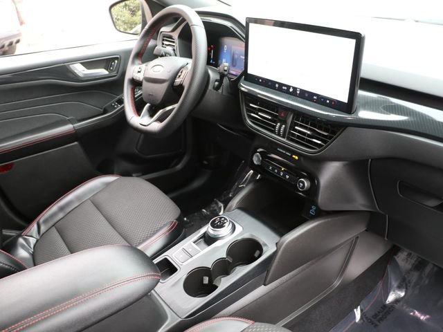 Used 2023 Ford Escape ST-Line w/ Tech Pack #1 FWD image 11