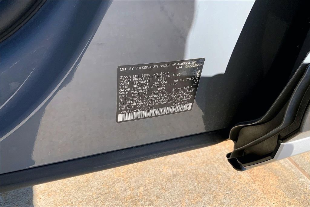 Certified 2025 Volkswagen Atlas Peak Edition SE AWD/4WD image 33