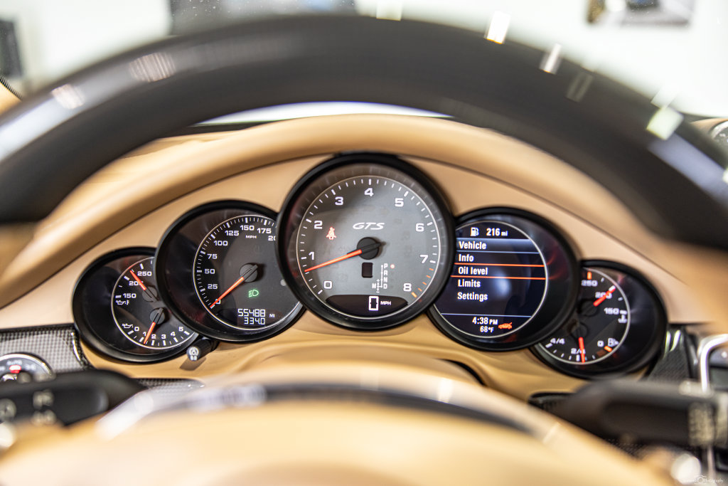 Used 2015 Porsche Panamera GTS AWD/4WD image 24