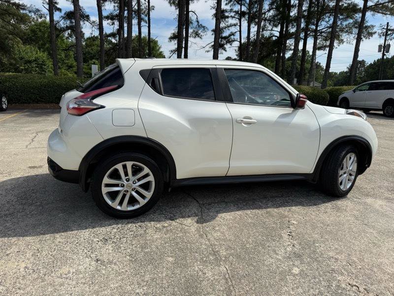 Used 2015 Nissan Juke SV FWD image 4