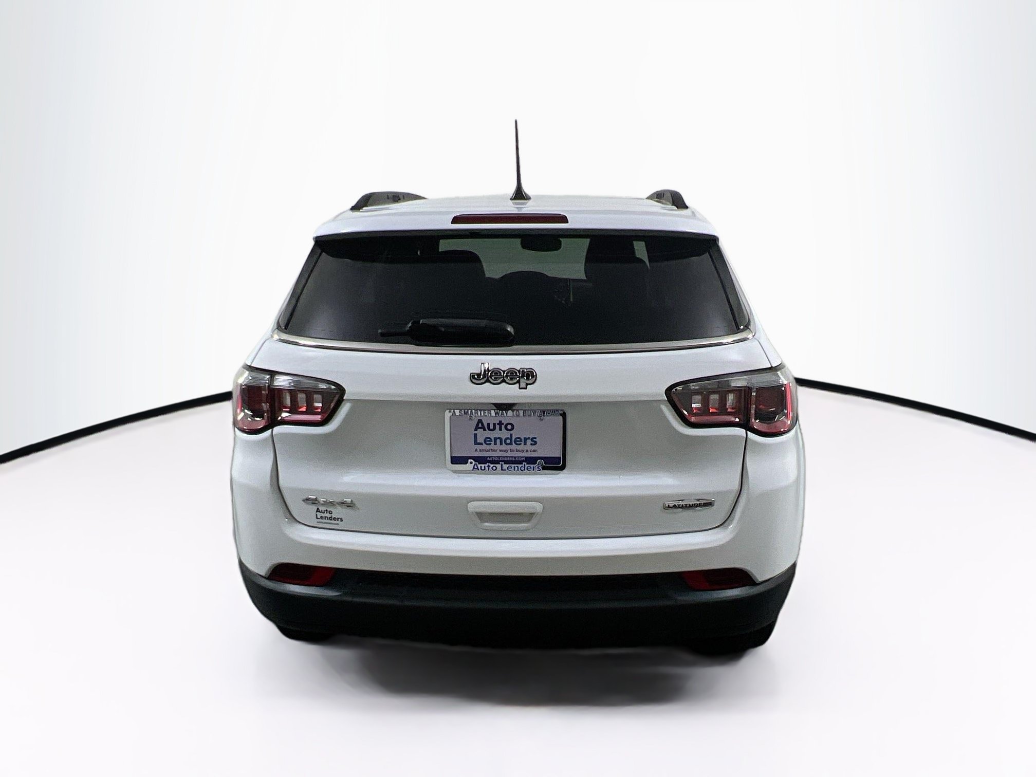 Used 2023 Jeep Compass Latitude w/ Sun and Sound Group AWD/4WD image 6