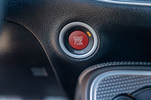 Used 2016 Dodge Challenger SRT Hellcat image 25