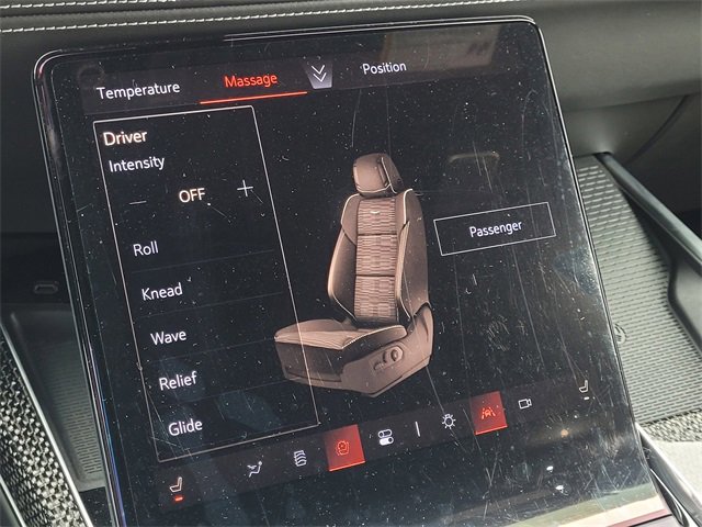 Used 2025 Cadillac Escalade ESV V image 16