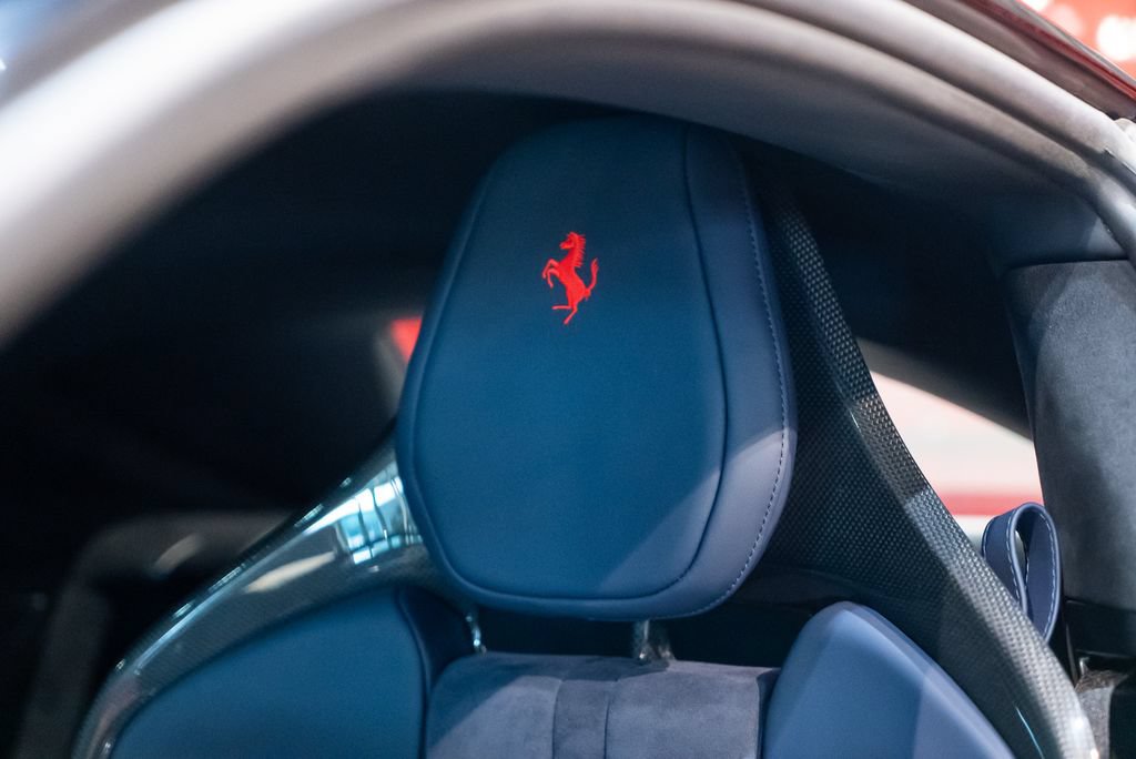Certified 2025 Ferrari 12Cilindri RWD image 6