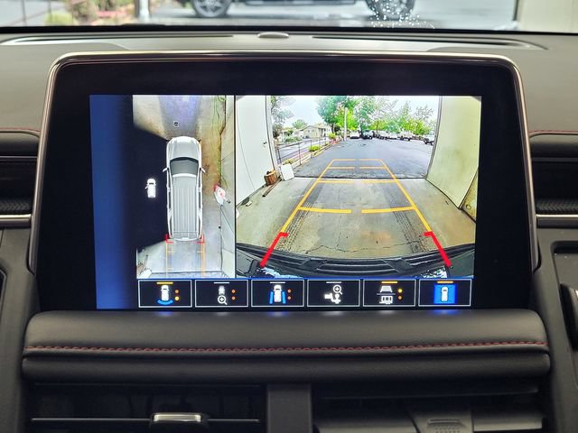Used 2022 Chevrolet Tahoe RST w/ Sport Performance Package AWD/4WD image 13
