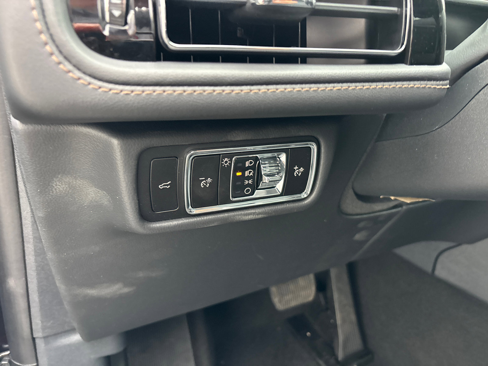 New 2026 Lincoln Aviator Reserve AWD/4WD image 14