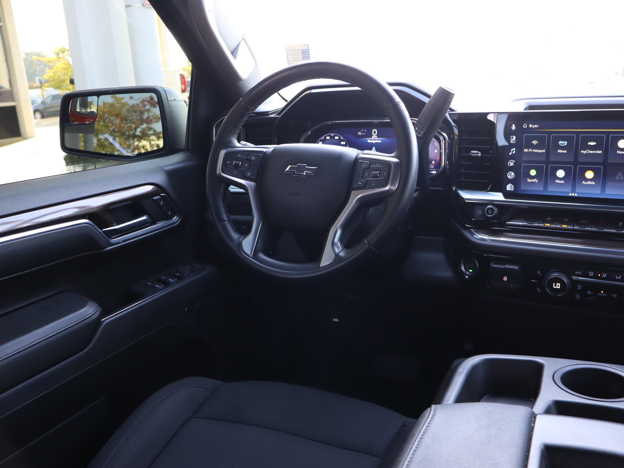Used 2023 Chevrolet Silverado 1500 RST w/ Z71 Off-Road Package AWD/4WD image 15