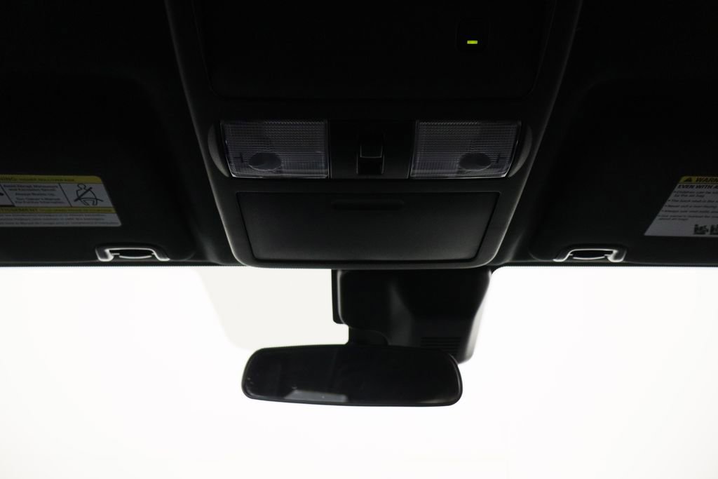 Used 2025 Nissan Frontier PRO-4X w/ Interior Protection Package image 25