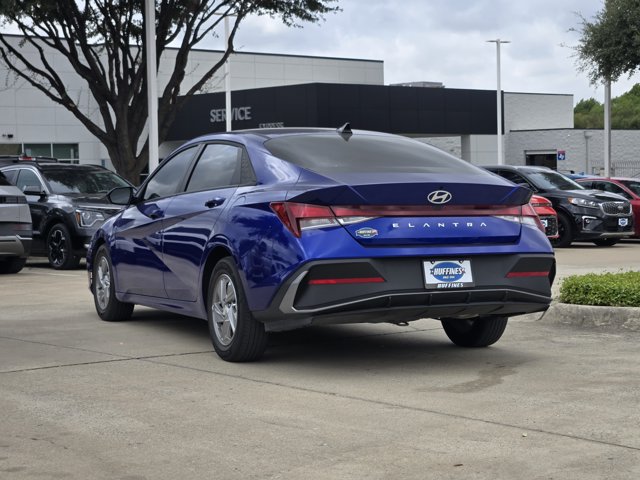 Certified 2026 Hyundai Elantra SE FWD image 6