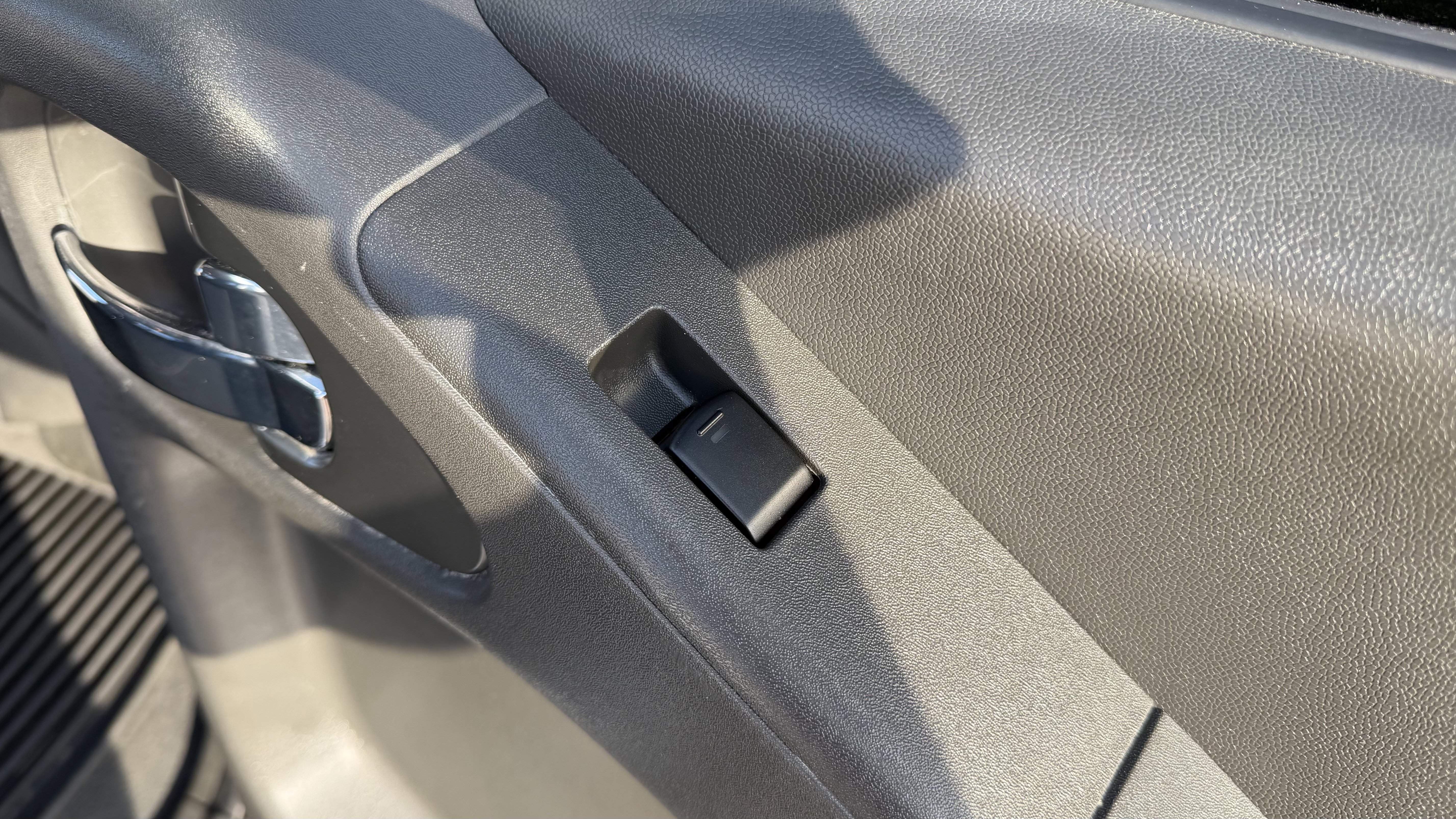 Used 2019 Nissan Frontier PRO-4X image 41