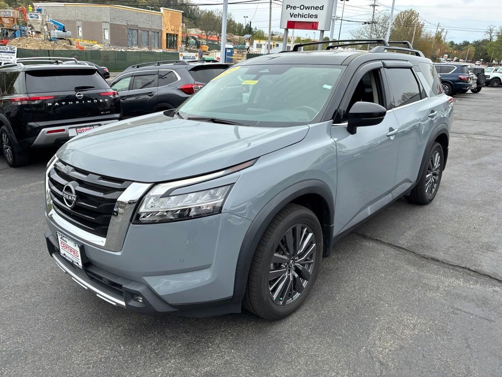 Certified 2022 Nissan Pathfinder SL w/ SL Premium Package AWD/4WD image 3