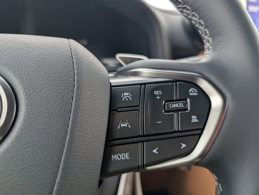 New 2026 Lexus LX 600 4WD w/ Luxury Package image 12