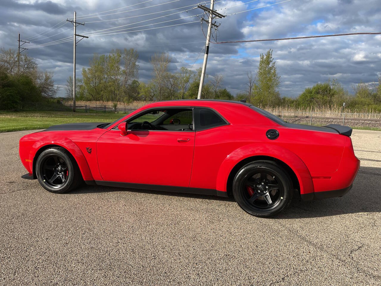 Used 2018 Dodge Challenger SRT Demon RWD image 2