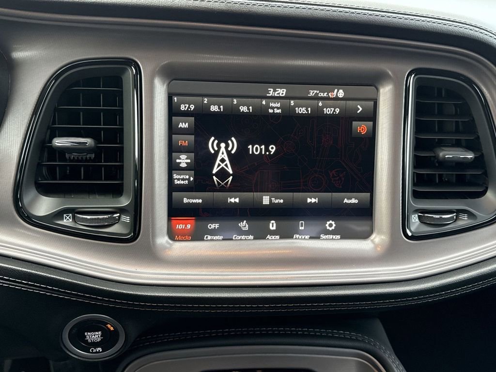 Used 2023 Dodge Challenger R/T w/ Plus Package image 30