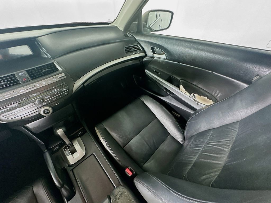 Used 2010 Honda Accord EX-L image 11