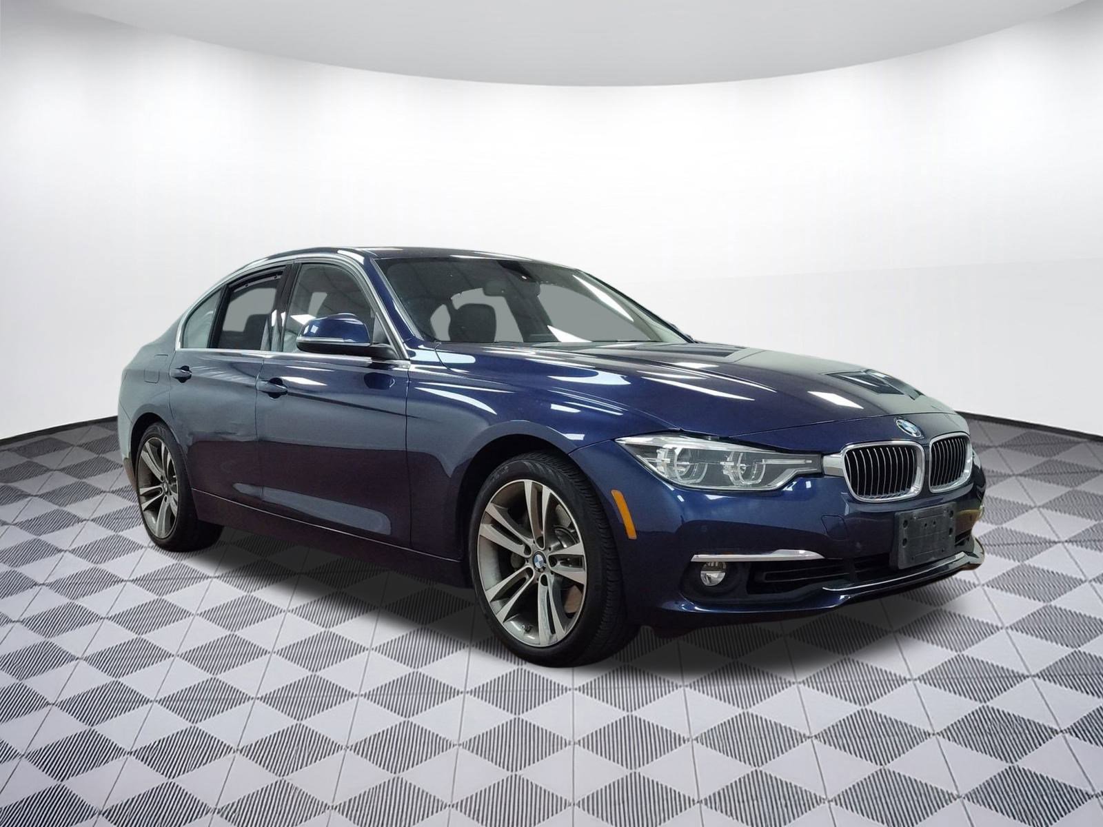 Used 2016 BMW 340i xDrive 340i xDrive image 6