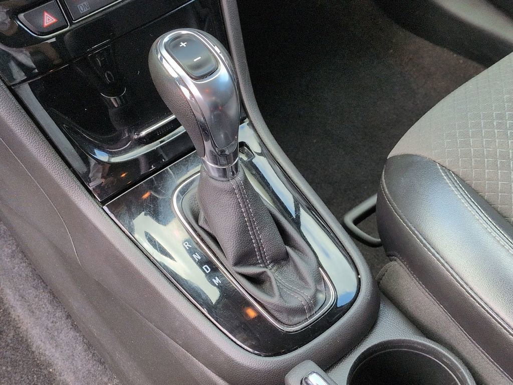 Used 2019 Buick Encore Preferred image 18