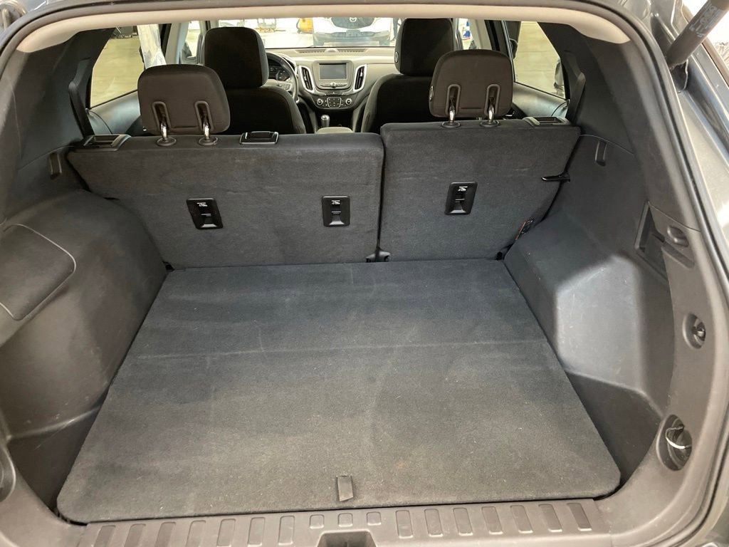 Used 2018 Chevrolet Equinox LT AWD/4WD image 9