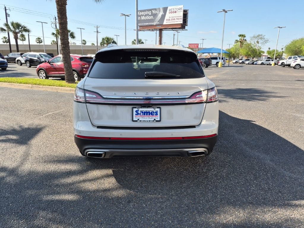 Certified 2023 Lincoln Nautilus FWD w/ Premium Package image 4