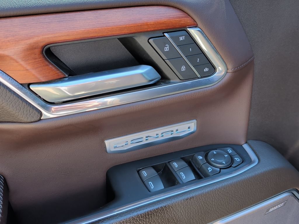 Used 2022 GMC Sierra 1500 Denali AWD/4WD image 15