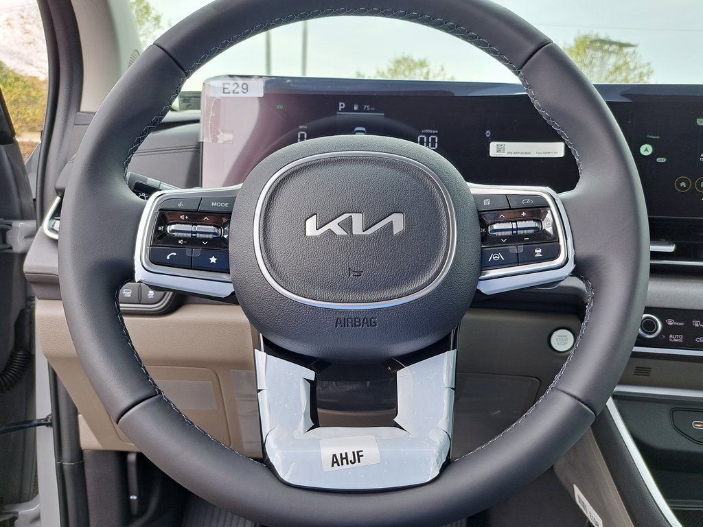 New 2026 Kia Carnival EX image 9