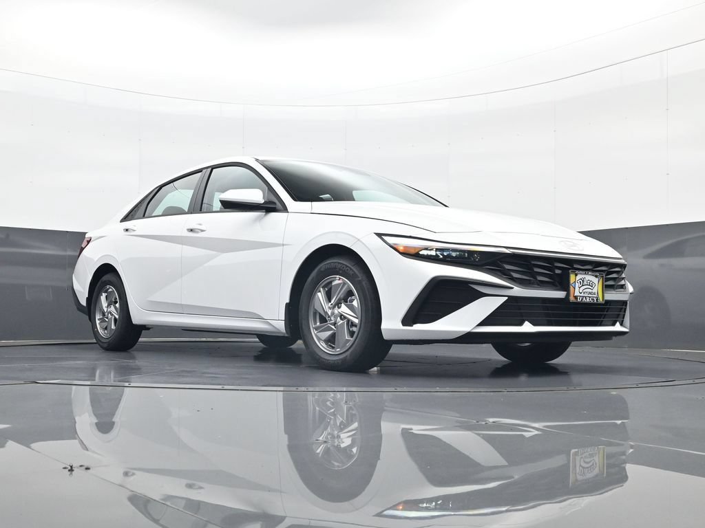New 2026 Hyundai Elantra SE FWD image 23