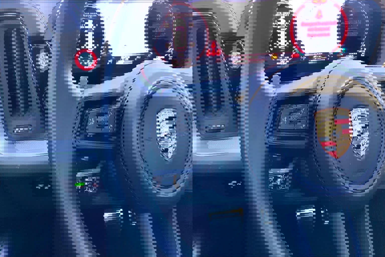 Used 2024 Porsche Cayenne S image 23