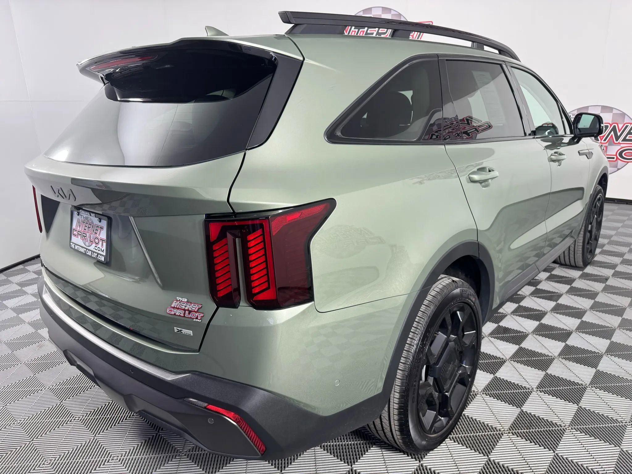 Used 2025 Kia Sorento SX image 31