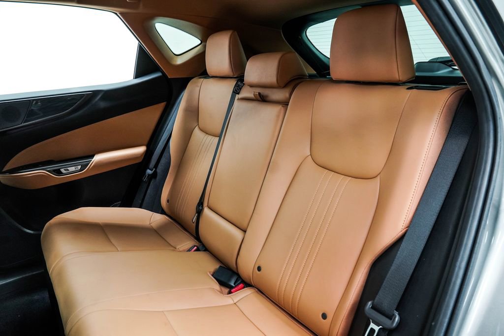 Used 2024 Lexus NX 350h AWD image 17