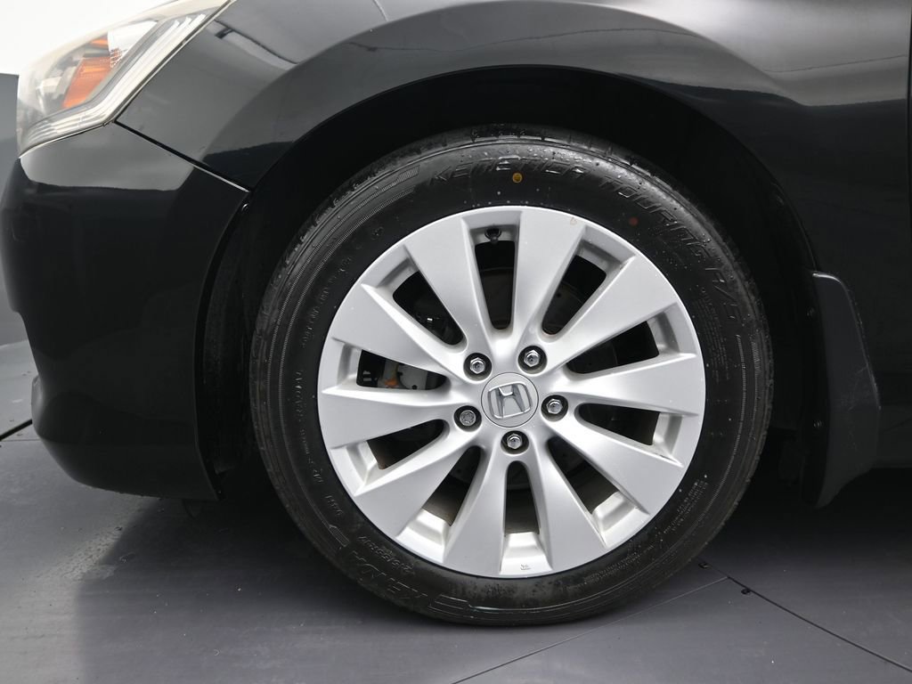 Used 2015 Honda Accord Touring image 11