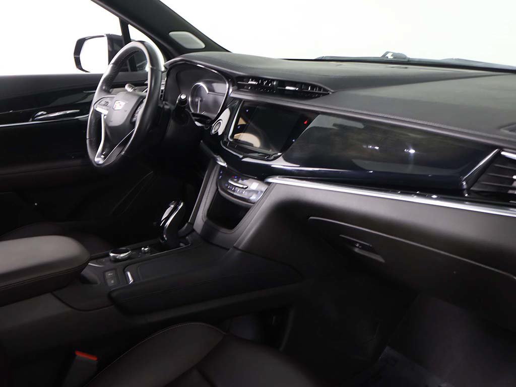 Used 2023 Cadillac XT6 Premium Luxury AWD/4WD image 35